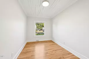 111 E Market St, Graham, NC 27253 - Photo 25