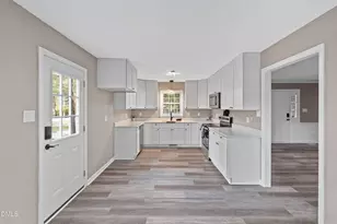 2021 Fort Dr, Clayton, NC 27520 - Photo 15