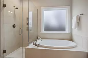 1917 Edgelake Pl, Cary, NC 27519 - Photo 33