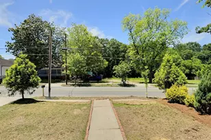 114 N Guthrie Ave, Durham, NC 27703 - Photo 5