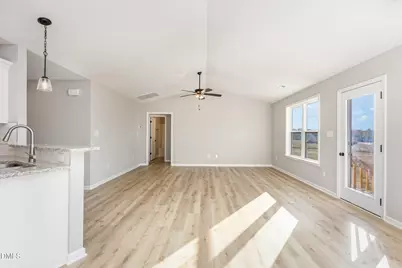 185 N Movado Trail, Kenly, NC 27542 - Photo 9