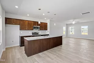 78 Osgood St, Angier, NC 27501 - Photo 9