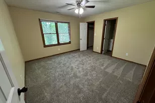 5534 Kaplan Dr, Raleigh, NC 27606 - Photo 9