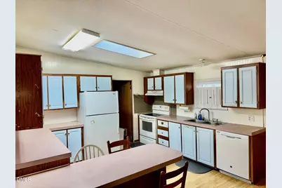 8621 Hicksboro Road, Oxford, NC 27565 - Photo 9