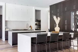 4300 Camelot Dr, Raleigh, NC 27609 - Photo 11