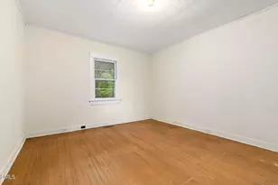 1089 Gillburg Rd, Henderson, NC 27537 - Photo 19