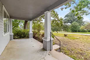 1089 Gillburg Rd, Henderson, NC 27537 - Photo 5