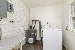 1089 Gillburg Rd, Henderson, NC 27537 - Photo 11