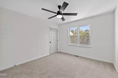 709 S Wakefield Street, Zebulon, NC 27597 - Photo 25