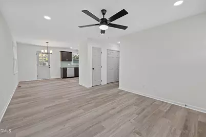 709 S Wakefield Street, Zebulon, NC 27597 - Photo 17