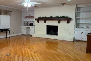 605 E 2nd St, Kenly, NC 27542 - Photo 3