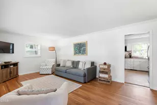 304 Latimer Rd, Raleigh, NC 27609 - Photo 5