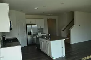 136 Pisgah St, Sanford, NC 27330 - Photo 9