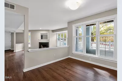 911 Washington Street #203, Raleigh, NC 27605 - Photo 7