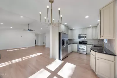 11 Shelburn Court, Durham, NC 27712 - Photo 7