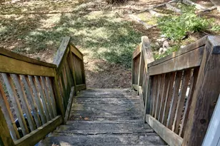 409 Cottonwood Cir, Raleigh, NC 27609 - Photo 5