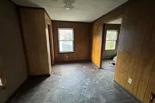 414 Spring Ct, Henderson, NC 27536 - Photo 3