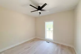 5013 Mitchell Town Rd, Youngsville, NC 27596 - Photo 15