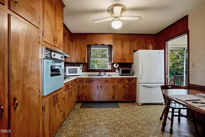 3216 Broyhill Circle, Raleigh, NC 27604 - Photo 13