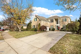 9120 Sanctuary Ct, Raleigh, NC 27617 - Photo 77