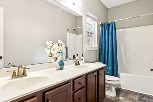 26 Langdon Pointe Dr, Garner, NC 27529 - Photo 25