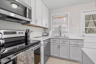 223 Adams St, Cary, NC 27513 - Photo 9