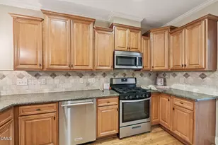 35 Falcon Crest Ln, Youngsville, NC 27596 - Photo 9