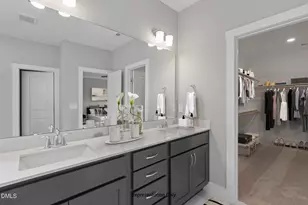 342 Sweetfern Ln, Zebulon, NC 27597 - Photo 9