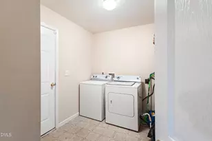 3748 Charleston Park Dr, Raleigh, NC 27604 - Photo 27