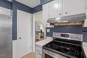 707 Estes Ct, Cary, NC 27511 - Photo 17