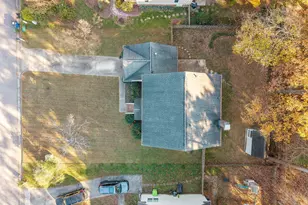 11829 N Exeter Way, Raleigh, NC 27613 - Photo 3