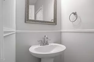 11829 N Exeter Way, Raleigh, NC 27613 - Photo 19