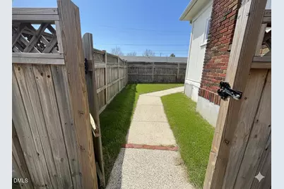 1608 Fayetteville Street, Durham, NC 27707 - Photo 29