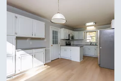 312 Heidinger Drive, Cary, NC 27511 - Photo 7