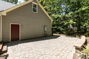 312 Heidinger Dr, Cary, NC 27511 - Photo 37