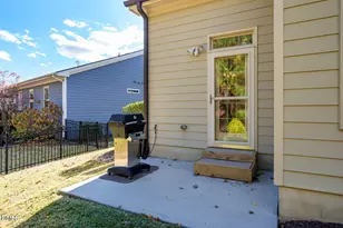 157 Wildwind Dr, Chapel Hill, NC 27516 - Photo 35