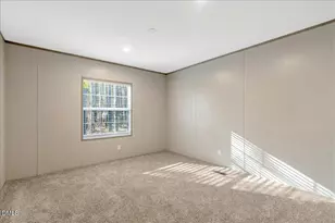 124 Cherryville Ln, Henderson, NC 27537 - Photo 17