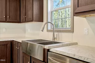 124 Cherryville Ln, Henderson, NC 27537 - Photo 7