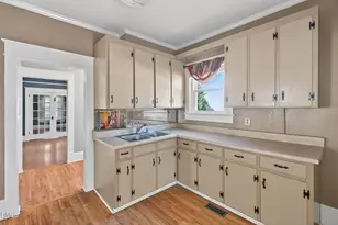 401 S 8th St, Mebane, NC 27302 - Photo 27