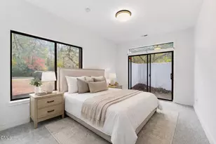 1 Vauxhall Pl, Chapel Hill, NC 27517 - Photo 17