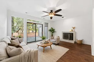 1 Vauxhall Pl, Chapel Hill, NC 27517 - Photo 3