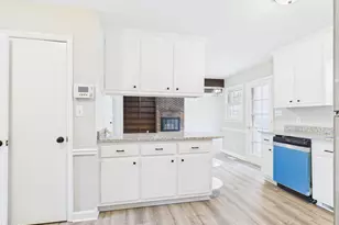 3804 Kenwood Dr, Hillsborough, NC 27278 - Photo 13