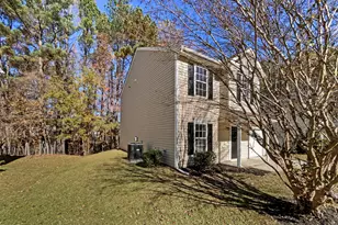 5713 Forest Point Rd, Raleigh, NC 27610 - Photo 15