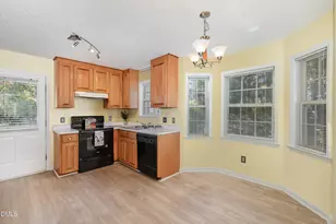 104 Kildare Ct, Clayton, NC 27520 - Photo 7