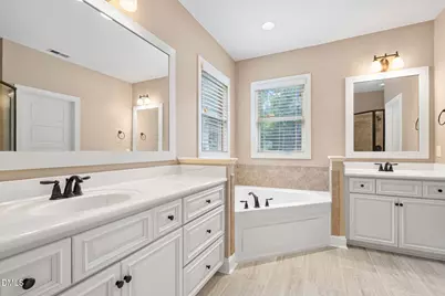 129 Middlegreen Place, Holly Springs, NC 27540 - Photo 17