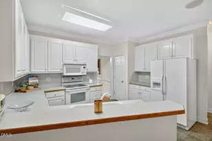 2204 Hayfield Dr, Durham, NC 27705 - Photo 17