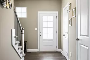 719 Wakeland Dr, Garner, NC 27529 - Photo 3