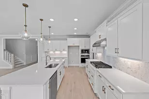 45 W Victoria Rdg Dr, Selma, NC 27576 - Photo 7