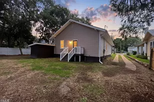 604 S Layton Ave, Dunn, NC 28334 - Photo 3