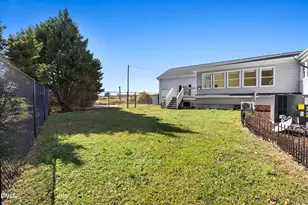 5575 Straw Pond School Rd, Dunn, NC 28334 - Photo 9